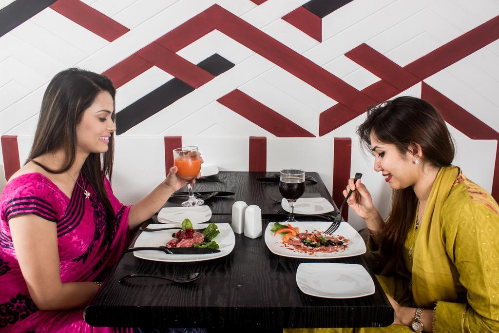 Executive Inn Dhaka Ngoại thất bức ảnh