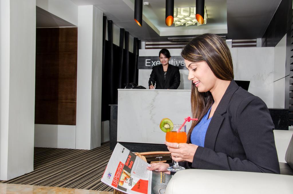 Executive Inn Dhaka Ngoại thất bức ảnh