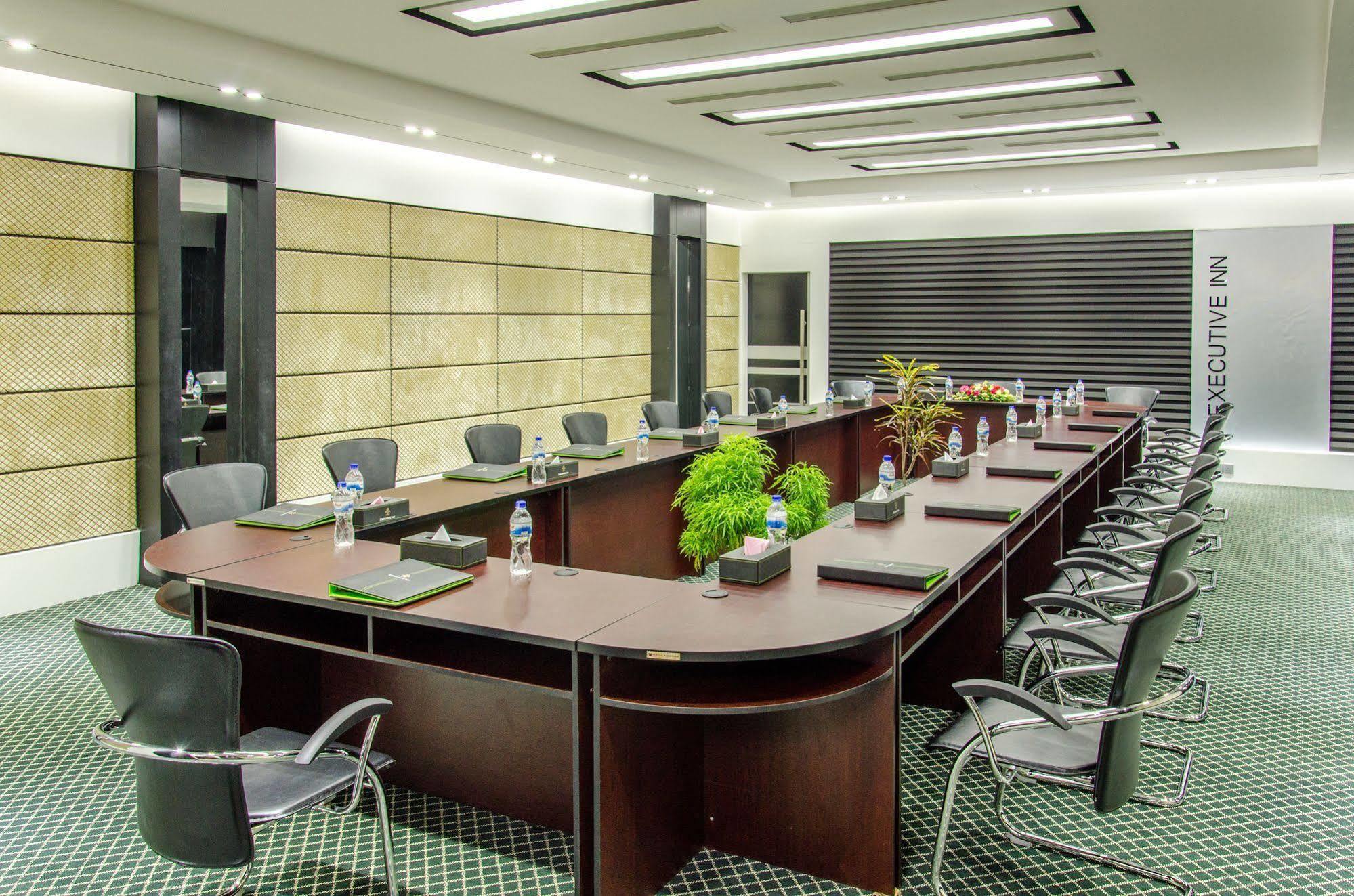 Executive Inn Dhaka Ngoại thất bức ảnh